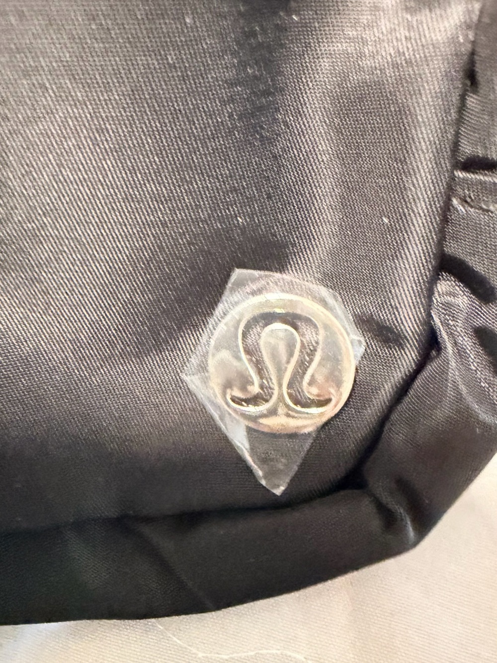 Lululemon Everywhere Belt Bag NWT - Picture 4 of 8